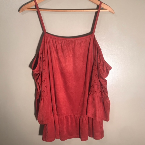 Maurice’s Burnt Orange Cold Shoulder Top Plus 1 - Picture 3 of 3